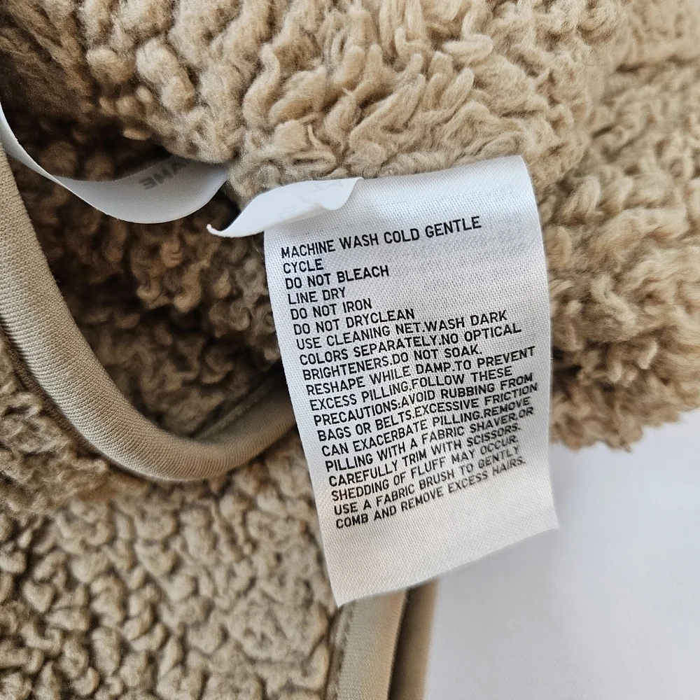 Uniqlo Kids Sherpa Jacket Size 7-8
